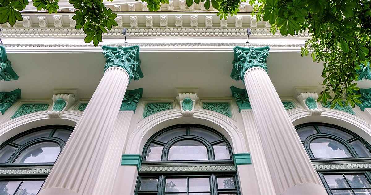 Ca Column Custom Porch Columns: How to Make a Stunning Front Porch?